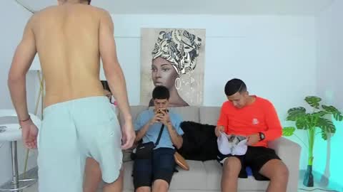 nympho_nathy_sophi online show from April 28, 1:16 pm