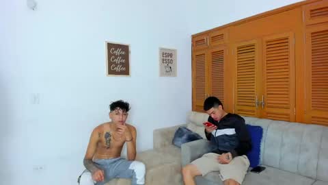 nympho_nathy_sophi online show from May 9, 1:49 pm