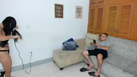 nympho_nathy_sophi online show from June 13, 12:58 pm