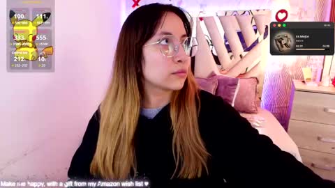 Snapshot of nyx_andria chatting on May 26, 1:45 am Alex . online show from May 26, 1:45 am