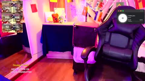Snapshot of nyx_andria chatting on July 20, 3:21 am Alex . online show from July 20, 3:21 am
