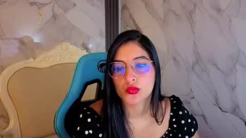 Snapshot of nyx_kitty_a chatting on June 12, 12:59 pm Nia online show from June 12, 12:59 pm