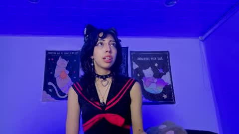 Snapshot of nyx_nayla chatting on June 24, 4:00 am online show from June 24, 4:00 am