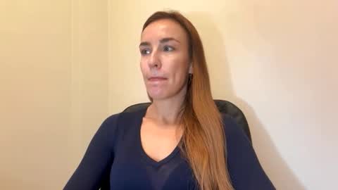 Snapshot of nyxelia_ chatting on October 31, 8:15 am Anastasia online show from October 31, 8:15 am