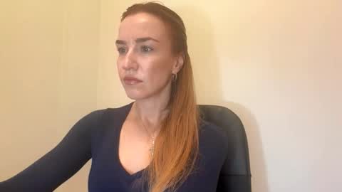 Snapshot of nyxelia_ chatting on November 11, 8:14 am Anastasia online show from November 11, 8:14 am