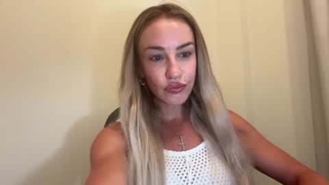 Snapshot of nyxelia_ chatting on July 13, 7:11 am Anastasia online show from July 13, 7:11 am