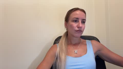 Snapshot of nyxelia_ chatting on July 30, 7:40 am Anastasia online show from July 30, 7:40 am