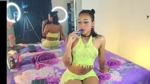 NYXHELLSQUEEN online show from February 4, 10:15 pm