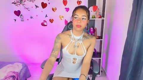 NYXHELLSQUEEN online show from March 5, 9:33 pm