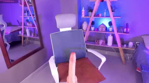 Nyx online show from October 18, 9:37 pm