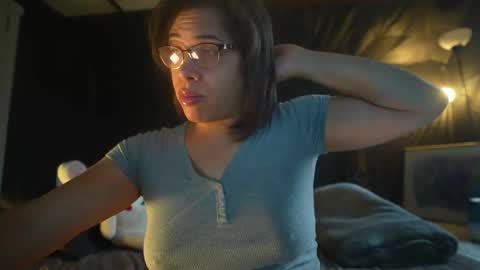 NyxRaven online show from January 6, 2:32 pm