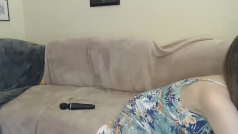 Stef  Derek online show from December 25, 7:03 am