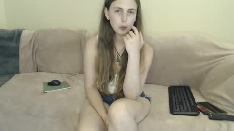 Stef  Derek online show from January 1, 1:47 am