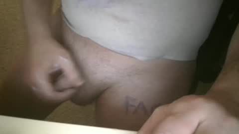 Snapshot of obedientboy_turningtricks4doms chatting on November 15, 8:00 am obedientboy_turningtricks4doms online show from November 15, 8:00 am