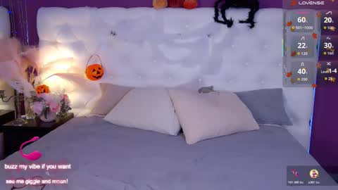 Moonlight online show from October 28, 9:35 am