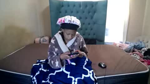 Snapshot of obsessedmimi chatting on June 8, 11:43 am obsessedmimi online show from June 8, 11:43 am