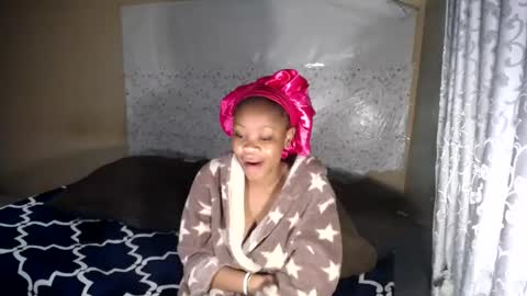 Snapshot of obsessedmimi chatting on July 14, 2:38 am obsessedmimi online show from July 14, 2:38 am