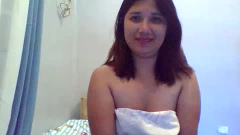 obsidian_r0se19 online show from February 9, 9:08 pm