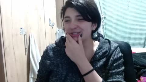 obsidianorchid_ online show from December 21, 11:34 pm