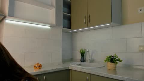 Bella online show from March 13, 3:18 pm