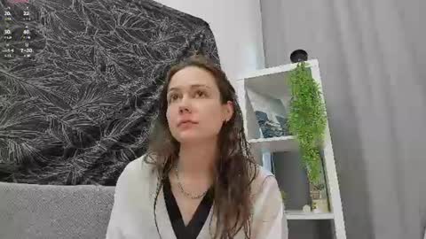 Elis online show from June 10, 1:54 pm