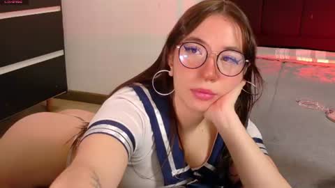 Snapshot of ocean_your_squirter chatting on July 15, 12:32 pm Your Ocean baby 3 online show from July 15, 12:32 pm