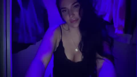 A L A R A  online show from October 3, 2:19 am