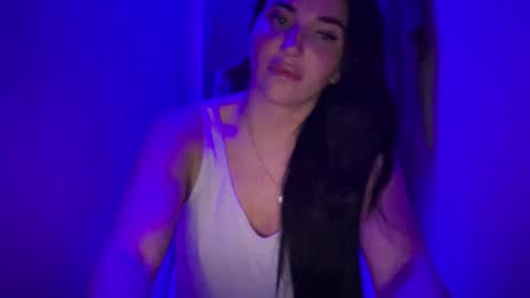 A L A R A  online show from October 4, 2:31 am