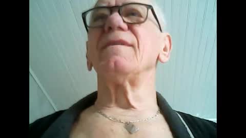 Snapshot of ocsor chatting on March 23, 8:51 am ocsor online show from March 23, 8:51 am