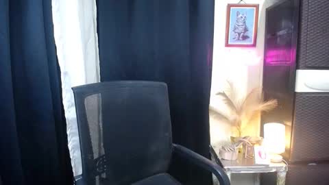 Kyla online show from October 25, 2:08 am