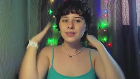 Snapshot of octopussy69x chatting on November 2, 9:33 am Evie online show from November 2, 9:33 am