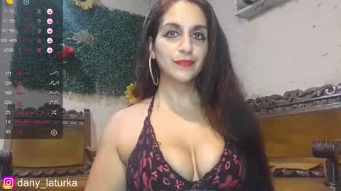 Snapshot of odalisca_bellydancer chatting on February 21, 12:16 am Daniela Dany online show from February 21, 12:16 am