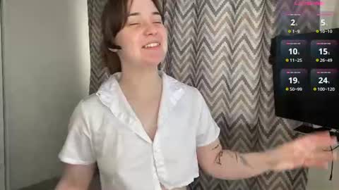 Snapshot of odellabowman chatting on June 28, 7:03 am Night Odella Bowman Julia online show from June 28, 7:03 am