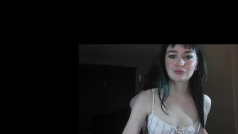 Snapshot of odetteraine chatting on April 17, 8:12 pm Odette online show from April 17, 8:12 pm