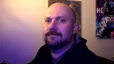 Snapshot of odinstone chatting on April 15, 7:32 pm Odin Stone online show from April 15, 7:32 pm
