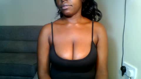 Snapshot of odrienna chatting on June 25, 7:07 pm odrie online show from June 25, 7:07 pm