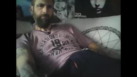 Snapshot of oedipe666 chatting on January 6, 3:38 pm oedipe666cam online show from January 6, 3:38 pm
