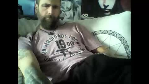 Snapshot of oedipe666 chatting on January 13, 1:49 pm oedipe666cam online show from January 13, 1:49 pm