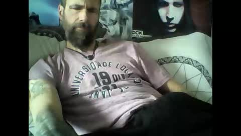 Snapshot of oedipe666 chatting on January 16, 1:15 pm oedipe666cam online show from January 16, 1:15 pm