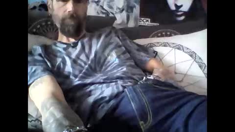 Snapshot of oedipe666 chatting on March 12, 2:01 pm oedipe666cam online show from March 12, 2:01 pm