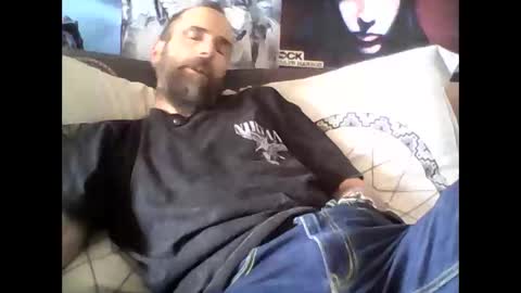 Snapshot of oedipe666 chatting on May 21, 1:29 pm oedipe666cam online show from May 21, 1:29 pm
