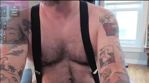 Office Dad online show from December 18, 8:26 pm