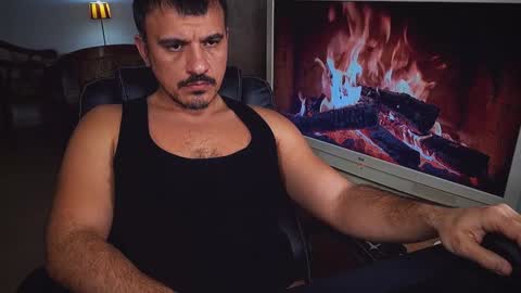 Snapshot of officeman7 chatting on January 10, 8:04 pm officeman7 online show from January 10, 8:04 pm