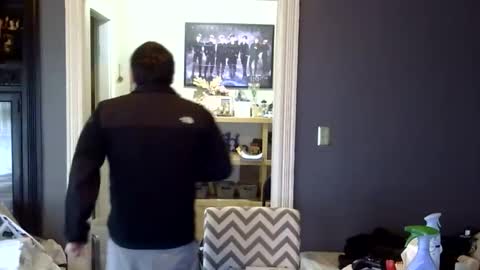 Snapshot of oflores77 chatting on May 6, 4:12 pm oscar flores online show from May 6, 4:12 pm