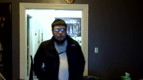 Snapshot of oflores77 chatting on May 15, 7:15 am oscar flores online show from May 15, 7:15 am