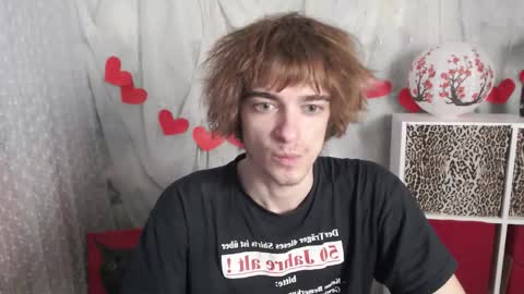 Snapshot of og_mister_penis chatting on March 20, 4:23 pm Felix online show from March 20, 4:23 pm