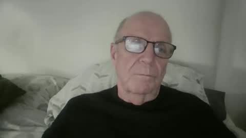 Snapshot of oggi95 chatting on March 16, 4:55 pm oggi95 online show from March 16, 4:55 pm