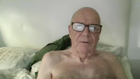 Snapshot of oggi95 chatting on July 8, 6:34 pm oggi95 online show from July 8, 6:34 pm