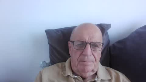 Snapshot of oggi95 chatting on July 13, 1:03 pm oggi95 online show from July 13, 1:03 pm