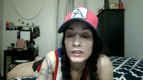Snapshot of oglitcouple chatting on January 2, 6:07 am Lit en Cama online show from January 2, 6:07 am